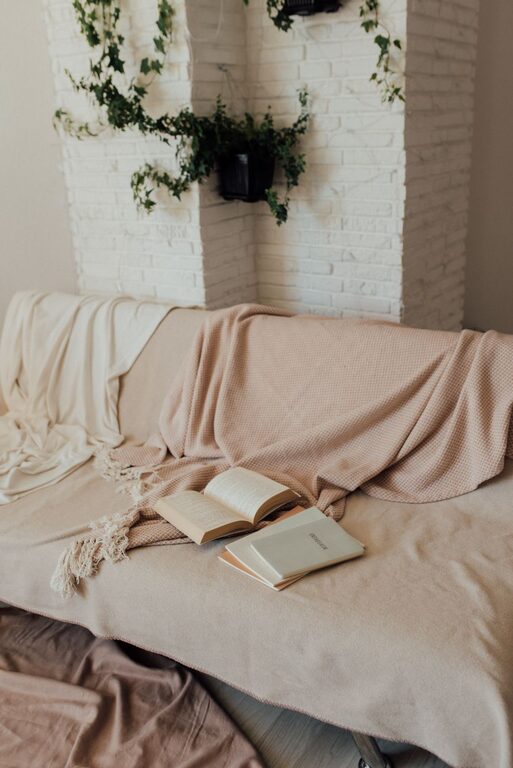 Tips for Creating a Cozy and Inviting Reading Nook at Home
